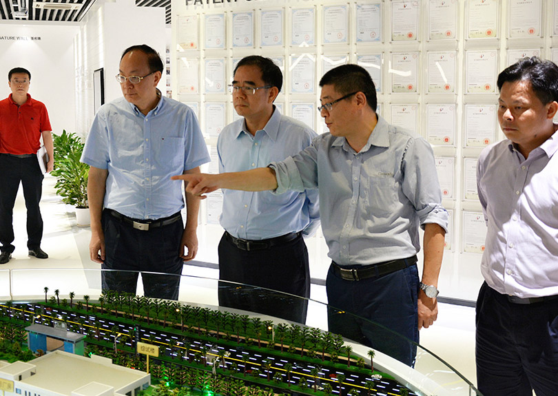 向导来访：：： 2018.10东莞市委书记梁维东太阳集团tyc4633调研