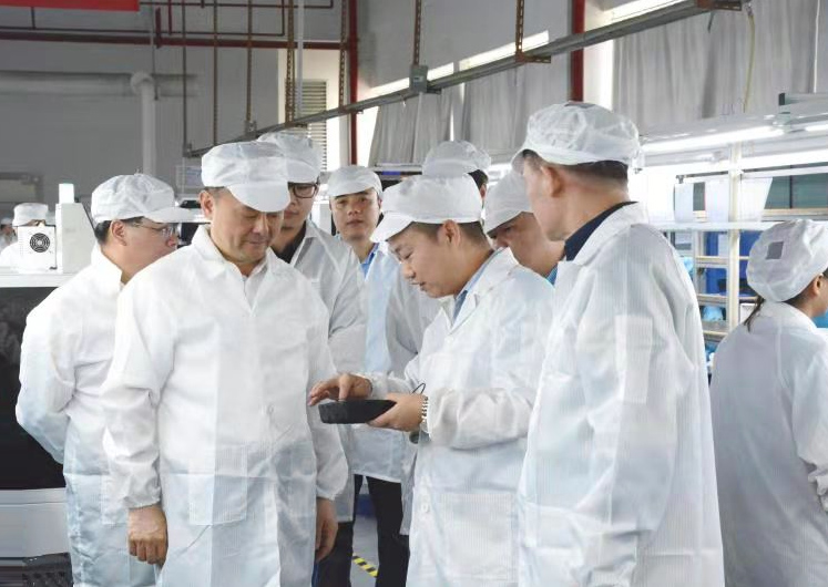 萍乡市委书记陈敏率队到太阳集团tyc4633考察